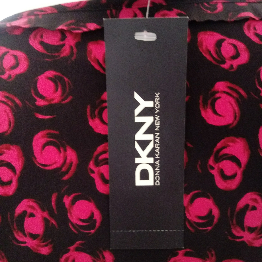 NWT DKNY silk floral dress with self belt - Picture 3 of 7